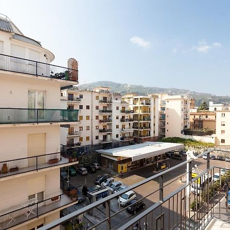 Casa Nina Apartment Sorrento Bagian luar foto